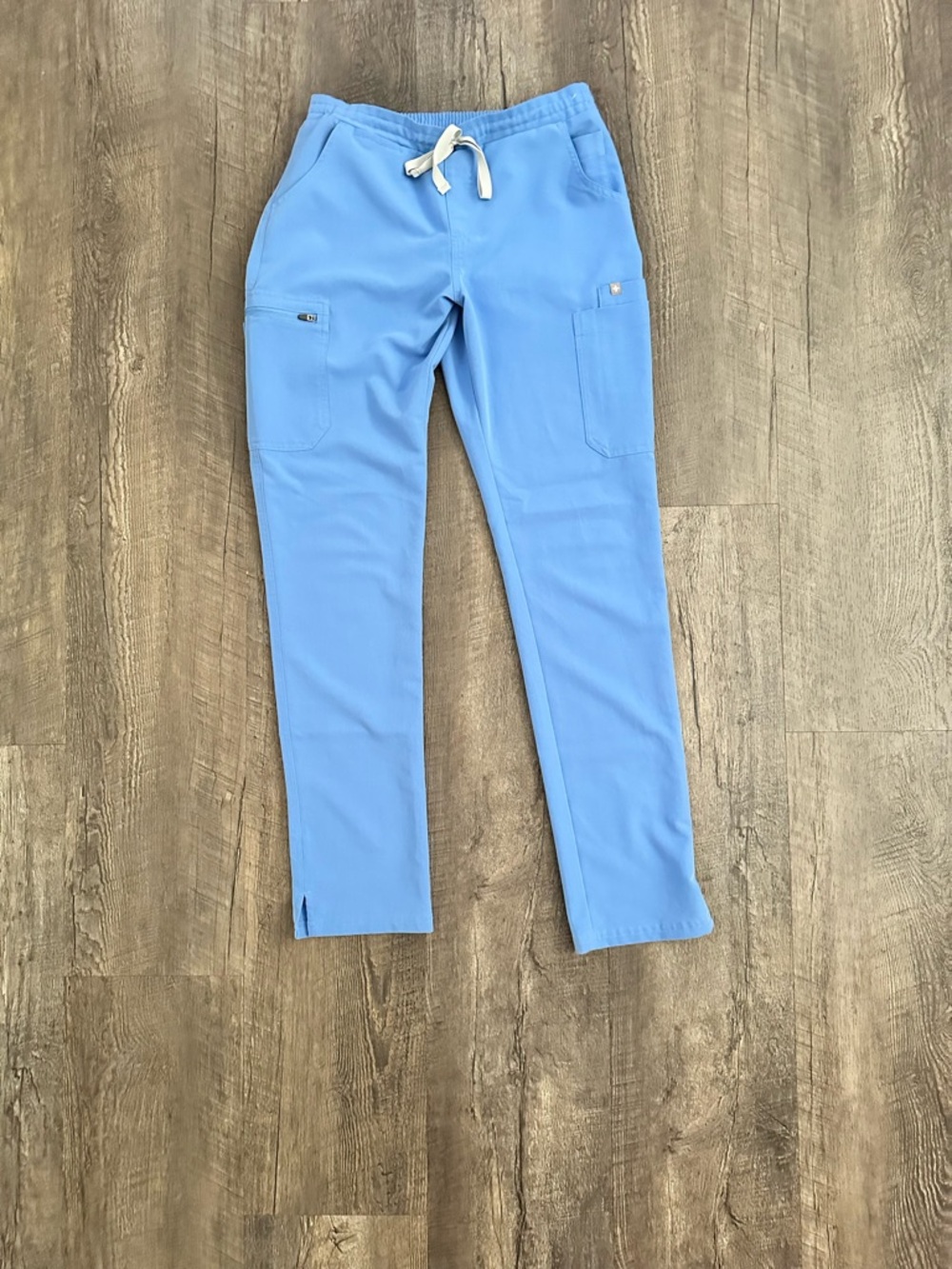 Figs Women's Cei Blue Yola Skinny Scrub Pants